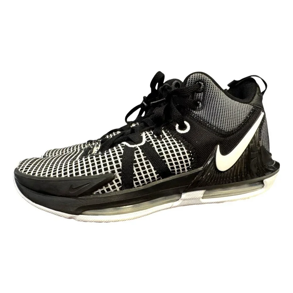 Nike designed peak